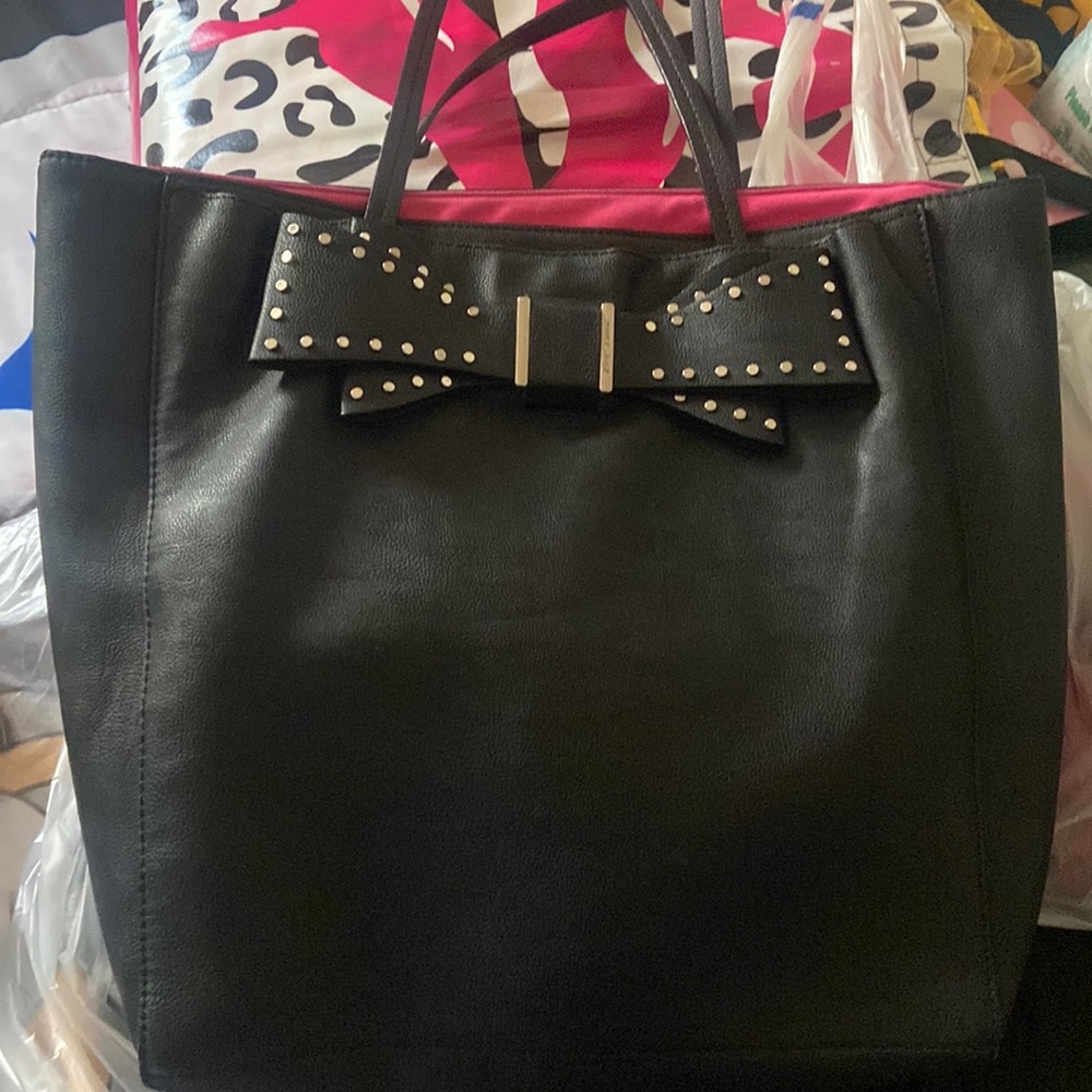 BETSEY JOHNSON BLACK PURSE
